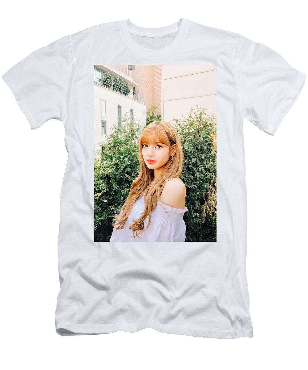2 Fashionable Li Sa Valka Umina T-Shirt