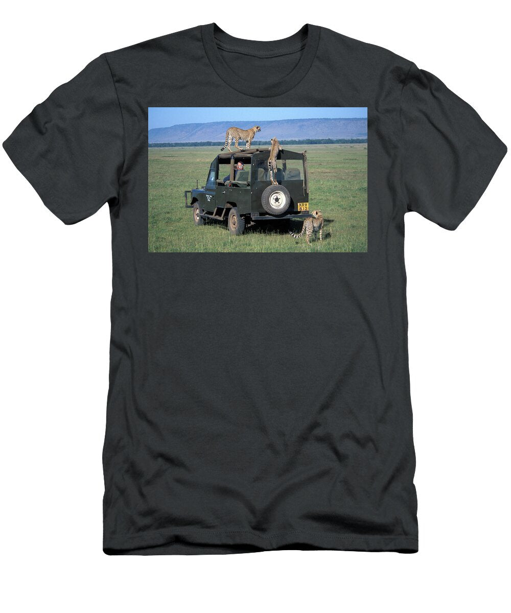 Cheetahs on Four Wheel Drive Vehicle Vintage Images T-Shirt