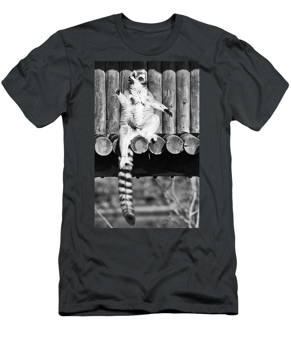 Lemur Human Gestures Alex Art T-Shirt