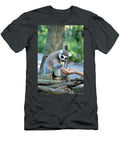Ring Tailed Lemur B2 Les Classics T-Shirt